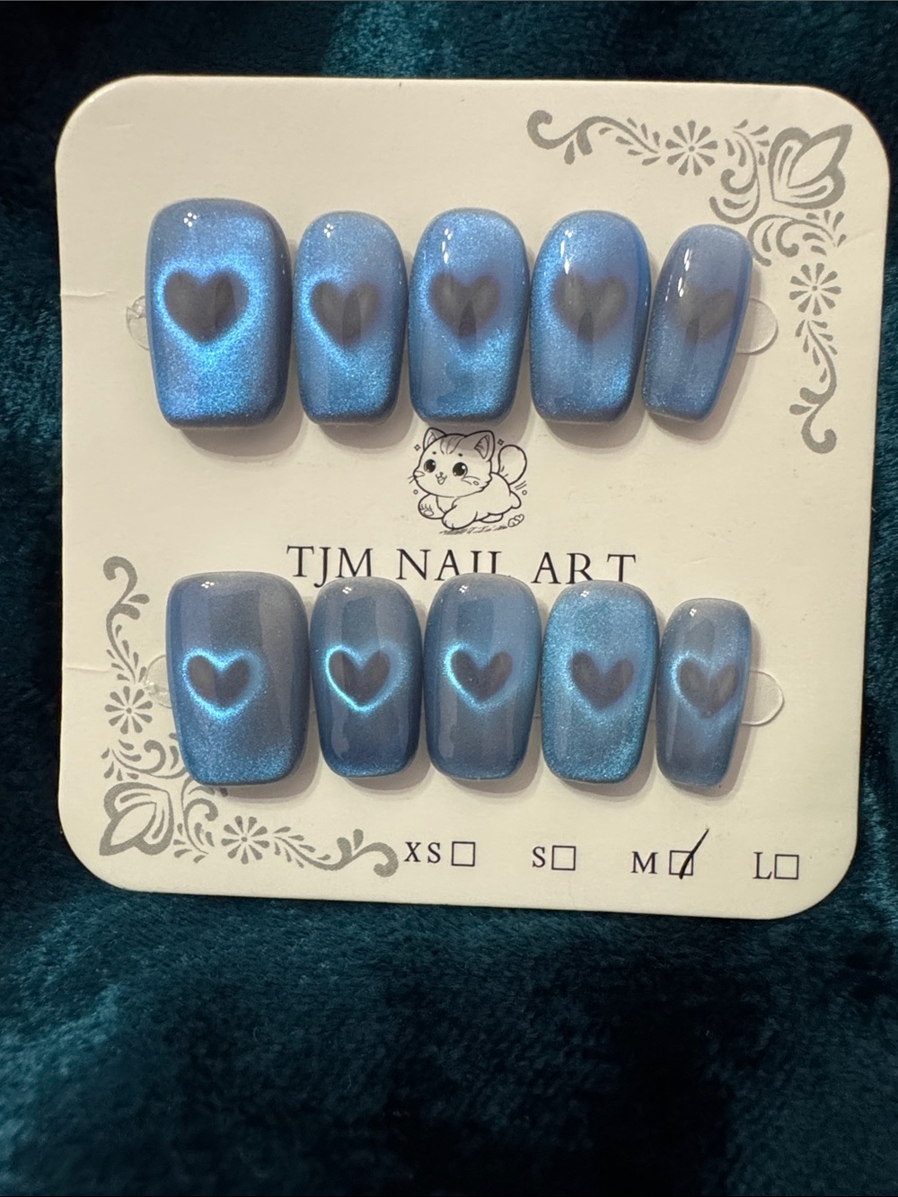 Cat-eye Heart Press-On Nails